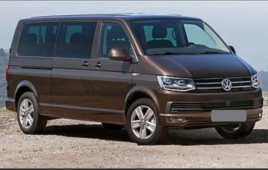Volkswagen Caravelle 9 plazas de alquiler en Málaga
